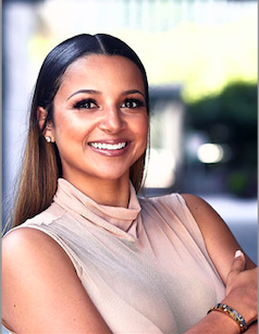 Portrait of LeLe Martin, content strategist and community builder